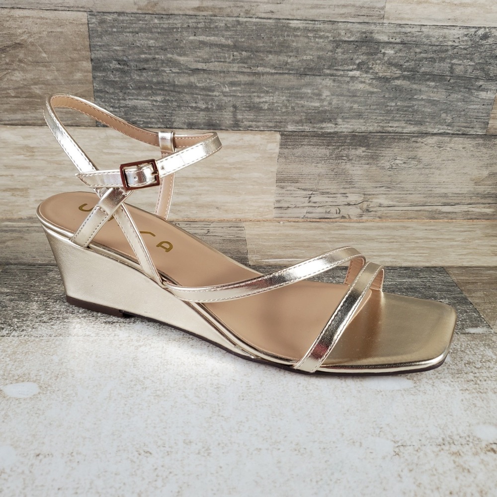 Unisa Kealie Womens Wedge Sandals Sz 10 M Gold Ankle Strap Open Toe Strappy
